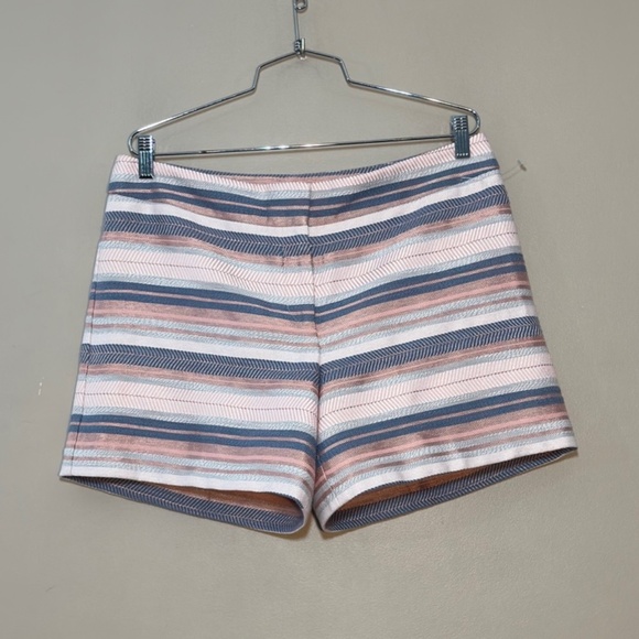 Ann Tailor Factory || Woman’s shorts size 10 - Picture 1 of 7